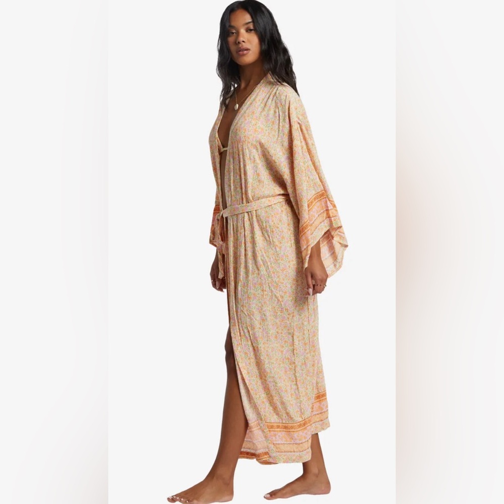 Billabong Floral Print Robe - Orange and Cream